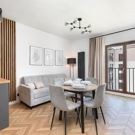 Port Praski Stylish Apartment Near Old Town วอร์ซอ ภายนอก รูปภาพ
