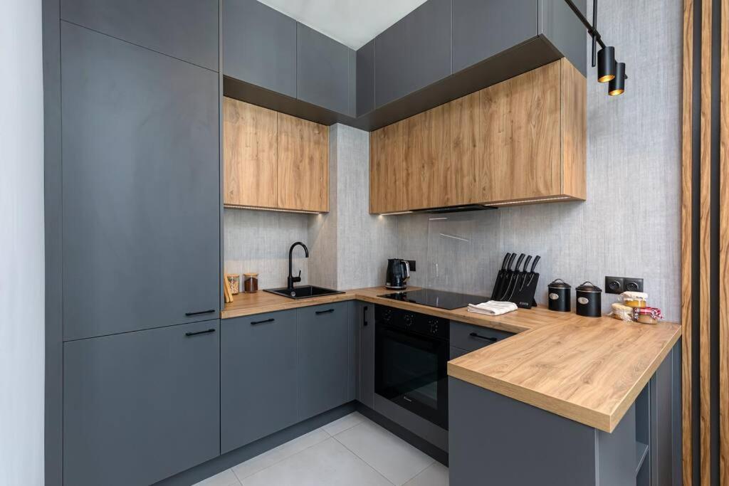 Port Praski Stylish Apartment Near Old Town วอร์ซอ ภายนอก รูปภาพ